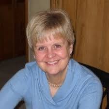 Carly Hendry's Instagram, Twitter & Facebook