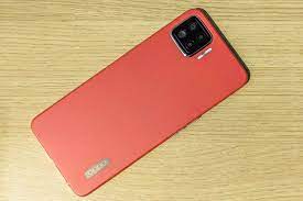 The device is available in various colors such as dynamic orange, navy blue, and classic silver. Oppo F17 Review With Pros And Cons Smartprix Com