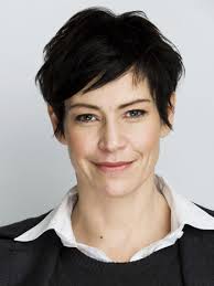 Stephanie Denton's Instagram, Twitter & Facebook