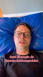 Auto liberação do músculo Esternocleidomastóideo, o famoso ECOM! ,  #liberacaomiofascial #relaxamemto🍃 #relaxamentomuscular #fisioterapia  #fisio #cefaleia #aliviodador #movimento #fisioterapeuta