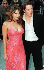 Elizabeth hurley hat einen gemeinsamen sohn mit dem milliardär steve bing. Warnie Admits That Liz Hurley S Friendship With Hugh Grant Was Hard Elizabeth Hurley Hugh Grant Fashion