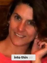 Carrie Ellison's Instagram, Twitter & Facebook