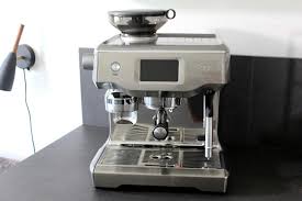 We're going to compare the popular breville barista touch espresso machine and delonghi la specialista automatic espresso machine. Sage Oracle Touch Im Test Jeder Schritt Wirklich Automatisiert