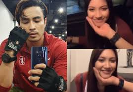 Sebut sahaja zahirah macwilson pasti ramai yang kenal. Tangan Siapa Yang Tongkat Dagu Zahirah Macwilson Dalam Video Tiktok Netizen Siap Stalk Ig Aiman Hakim Bagi Kenalpasti Jam Tangan Media Hiburan