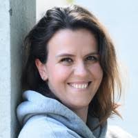 100+ "Valeria Mann" profiles