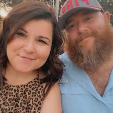 Is there a domestic violence support group around Searcy, Arkansas?