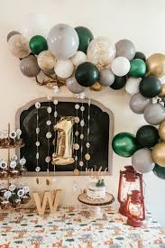 First Birthday Birthday Decoration At Home For Boy Wild One First Birthday Simple Home Life First Birthdays Christmas Balloons Birthday Table Decorations