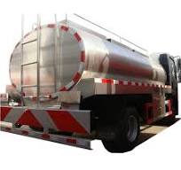 RHD 4x2 diesel 3000 Liter 5000 Liter 8000 Liter Small Howo Fresh Milk  Delivery Tanker Truck