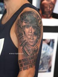 British tattoo artist based out of massachusetts specialising in watercolor, neotrad and gnarly lettering. Shoulder Portrait Clock Tattoo By V Tattoos
