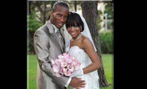 Ce dimanche 11 mars, l'international ivoirien didier drogba fête ses 40 ans. Didier Drogba Annonce Son Divorce Avec Lalla Abidjanpeople Net
