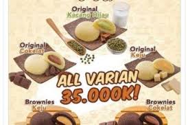 Sama dengan bakpia khas jogja, bakpia kukus tugu jogja juga memiliki dua varian kulit yaitu original dan cokelat ini juga mengambil rasa ikonik untuk isi kacang hijau dengan berbagai varian isi lainnya, seperti kacang merah, keju, dan coklat. Niat Promo Tapi Kebanyakan Nol Harga Bakpia Ini Bikin Netizen Gagal Paham Hitekno Com