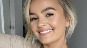 Bachelorette star Elly Miles unveils dramatic makeover