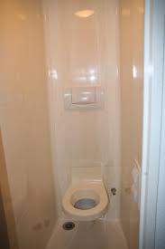 Hotel ibis budget paris porte de vincennes umfasst 208 zimmer. The Toilet Picture Of Ibis Budget Paris Porte De Vincennes Tripadvisor