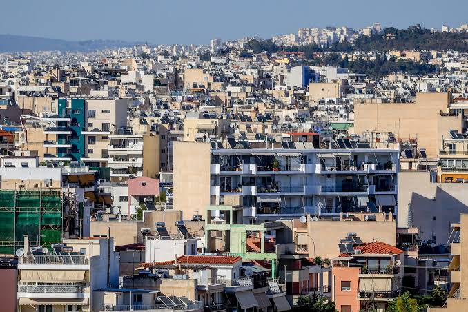 Τα «κόκκινα δάνεια» (NPLs) μπαίνουν και πάλι σε… διακεκαυμένη ζώνη