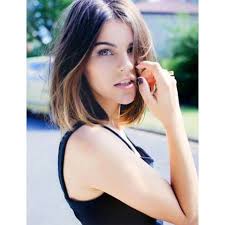 Coupe Carre Les Plus Jolis Modeles De Coupes Au Carre Automne Hiver 2016 Elle Cheveux Coupe De Cheveux Coiffure