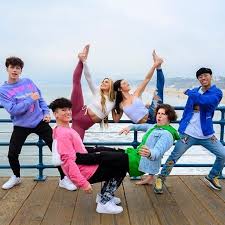 Tony And Ondreaz On Instagram Family And Friends In 2020 Choreography Videos Boys Vs Girls Photo Challenge
