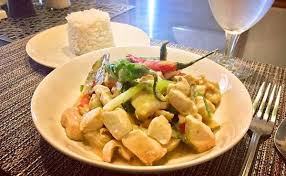 It's a delicious and nutritious dish served as a main entree or a side to fried fish or grilled meat. Chicken Bicol Express Lutong Bahay Recipe