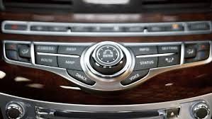 View Photos And Videos Of The 2015 Infiniti Q70 Hybrid Sedan 2015 Infiniti Sedan Infiniti