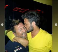 Sosyal Medya Fenomeni Murat Ovuc Un Sir Gibi Sakladigi Sevgilisi Kim