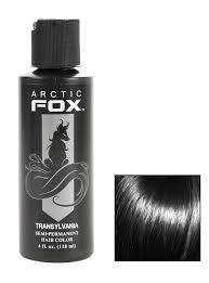 Wondering how to dye dark hair red without bleach? Arctic Fox Semi Permanent Transylvania Black Hair Dye