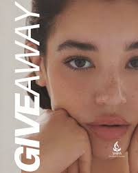 ✨NEW YEAR GIVEAWAY✨ 2025 is all about YOU! Start the year with the ultimate  Self-Care Giveaway: 👉🏼 3 underarm laser sessions 👉🏼 A full-sized  skincare kit (3 products) 👉🏼 $50 off microneedling