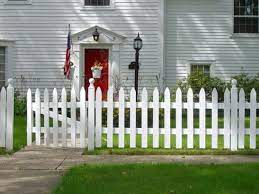cloture de jardin en bois 75 idees pour faire un bon choix fence design white picket fence picket fence