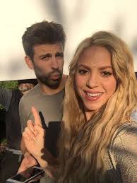 Pin By Angeliki Eleni On Shakira Latin Caribbean Rythmn Shakira Shakira Mebarak Shakira And Gerard Pique