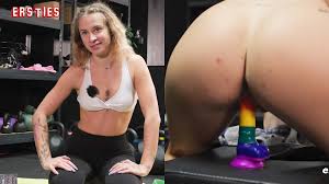 First-year Students - Fit & Sexy - Nina J Loves it Intensively in the Gym