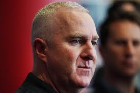 Gold Coast Suns chief executive Travis Auld to leave club for new AFL role 