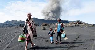 Maybe you would like to learn more about one of these? Suku Tengger Asal Usul Bahasa Kekerabatan Agama Adat Upacara