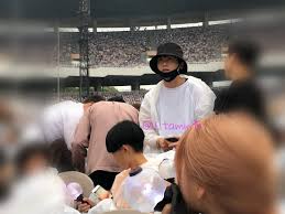 Park seo joon didn't hold on his affection for taehyung. Park Seojoon Park Hyungsik And Park Bogum Were Spotted Attending Bts Concert To Support Best Friend V