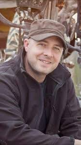 Benjamin Dale's Instagram, Twitter & Facebook