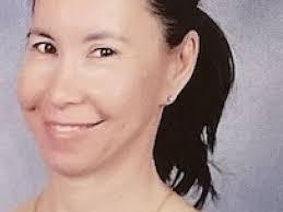 Veronica Leach's Instagram, Twitter & Facebook