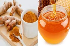 Kunyit hidup atau serbuk kunyit merupakan ramuan yang cukup sinonim dalam masakan melayu. Masker Kunyit Untuk Kulit Wajah Putih Majalahteras Com