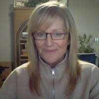 Jennifer Bartolo's Instagram, Twitter & Facebook