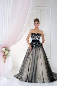 Gothic Wedding Dresses 17 Chic And Sophisticated Styles Goth Wedding Dresses Classy Halloween Wedding Halloween Wedding Dresses