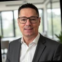 80+ "Peter Hug" profiles