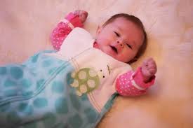 4.1 out of 5 stars with 444 ratings. Mommy Must Haves Baby S Journey Bath Hammock Giveaway Walking In Memphis In High Heels