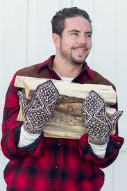 Knitting mittens is probably one of the easiest and exciting activities to practice. Norwegian Mittens Interweave