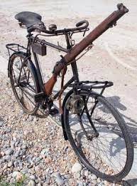 Kent Cyclist Battalion In St Lawrence Rd Canterbury Easter 1916 Recognizing The Superior Merits Of The New Hudson Military Bicy Bicycle New Hudson Bike Seat