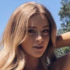 Daisy Key's Instagram, Twitter & Facebook