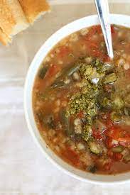 Crockpot vegetarian garden vegetable soup with pesto (panera copycat) (new leaf wellness) confession: Crockpot Vegetarian Garden Vegetable Soup With Pesto Panera Copycat The Family Freezer
