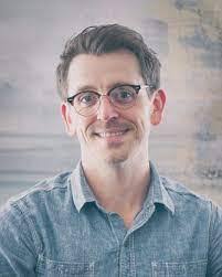 Deidre Kinney's Instagram, Twitter & Facebook