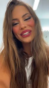 Luisa Benavides: Mitad Inspiración, Mitad Diversión