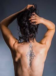 Think of it as a temporary tattoo. Angebote Preise Und Kosten Fur Henna Malen Design Motive Sujets Und Tattoos