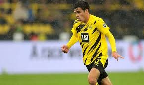 I love developing and using technology to make a positive impact. Wie Reyna Beim Bvb Landete
