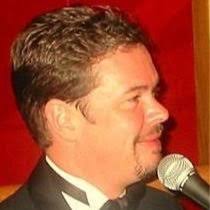 Neil Archer (@neilarcherpiano)