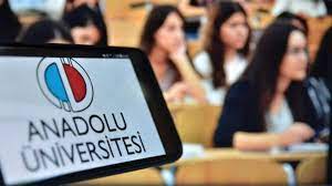 Bu sene devreye alındı artik yaz okuluna da ücretine mutakip en fazla 5 ders alıp, tek sınav ile dersleri verebilirsiniz. Aof Yaz Okulu Kaldirildi Ogrencilerden Yaz Okulu Kararina Buyuk Tepki Sozcu Gazetesi