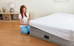 Looking For An Inflatable Mattress For Hosting Guests In The Spare Room And Maybe Those Occasional Summer Glamping Tr Air Bed Inflatable Mattress Air Mattress