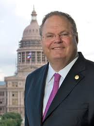 Estes, Villalba to work